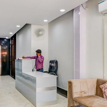Oyo Flagship 80318 Hotel Sai Plaza Near Indira Gandhi International Airport New Delhi Ngoại thất bức ảnh